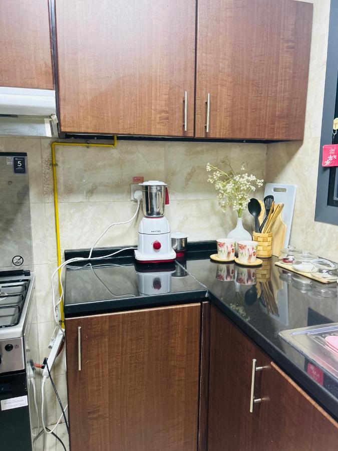 Appartamento 1-bedroom Unit With Pool In Land Complex Al Ain Road *
